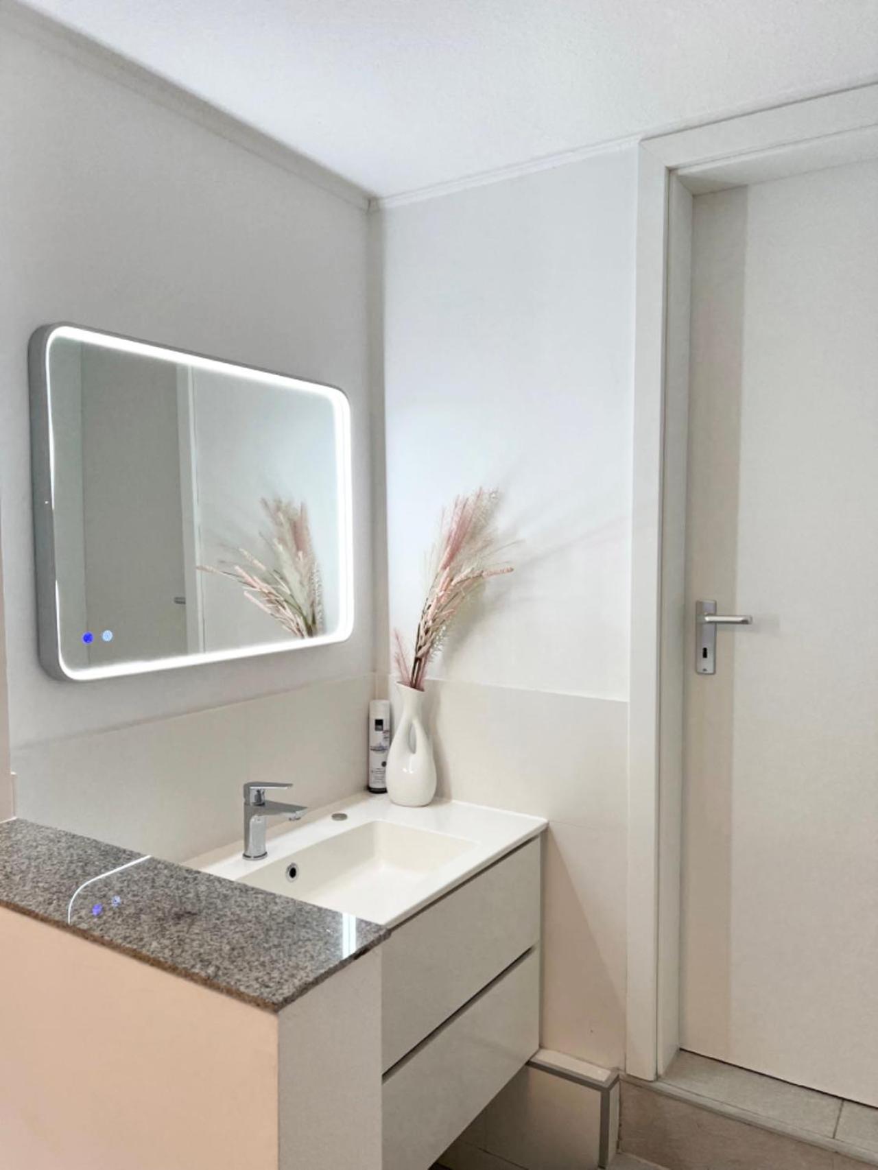 Messe And Airport, 2-bedroom Duplex With Kitchen And Garden